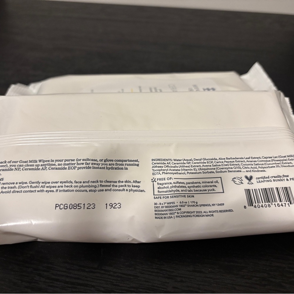 Beekman 1802 Ceramide Goat Milk Cleansing Wipes - Picture 3 of 3